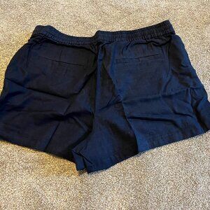 J Crew Seaside Linen Short - L